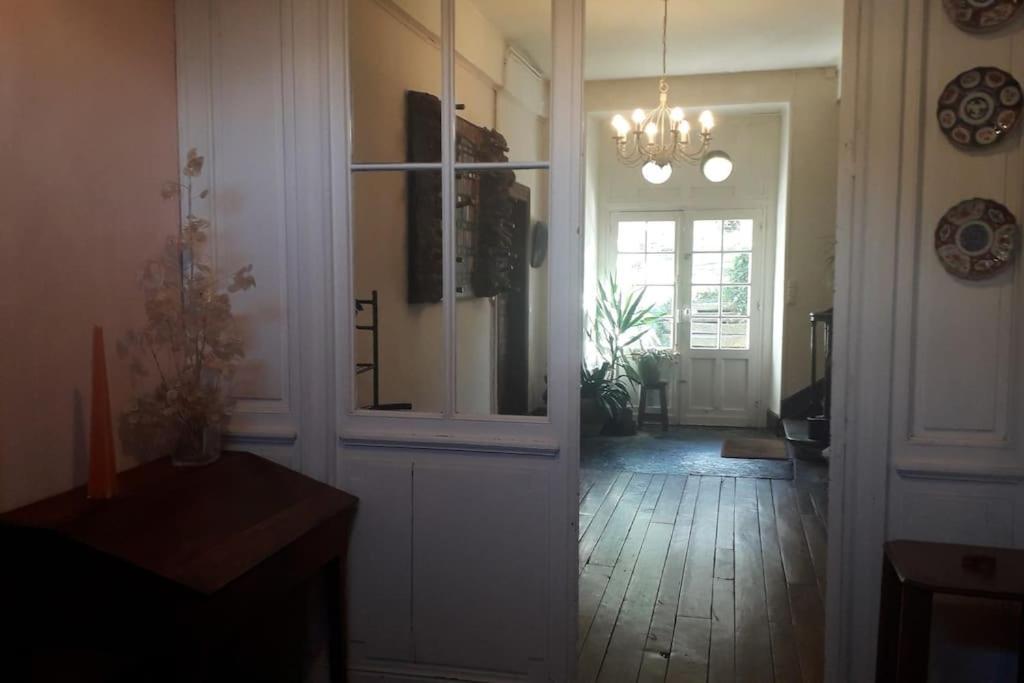 Magnifique Maison De Maitre Du 18E Avec Jardin 吕兹-圣索沃尔 外观 照片