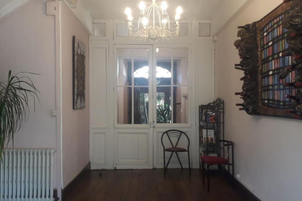 Magnifique Maison De Maitre Du 18E Avec Jardin 吕兹-圣索沃尔 外观 照片